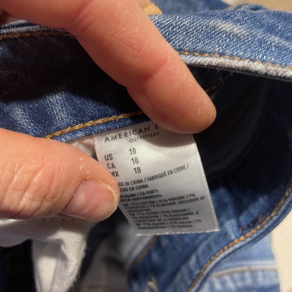 Ripped jean cut off shorts with holes - Picture 3 of 4